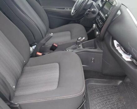 Синий Рено Зое, объемом двигателя 0 л и пробегом 132 тыс. км за 9300 $, фото 1 на Automoto.ua