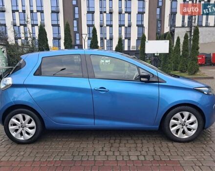 Синий Рено Зое, объемом двигателя 0 л и пробегом 141 тыс. км за 8999 $, фото 3 на Automoto.ua