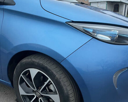 Синий Рено Зое, объемом двигателя 0 л и пробегом 101 тыс. км за 9300 $, фото 9 на Automoto.ua