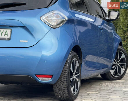 Синий Рено Зое, объемом двигателя 0 л и пробегом 104 тыс. км за 9750 $, фото 18 на Automoto.ua