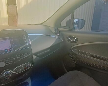 Синій Рено Зое, об'ємом двигуна 0 л та пробігом 118 тис. км за 10099 $, фото 19 на Automoto.ua