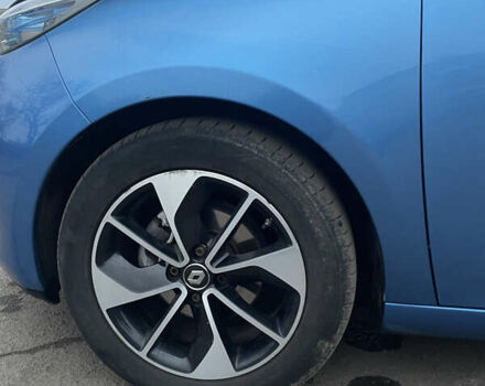 Синий Рено Зое, объемом двигателя 0 л и пробегом 101 тыс. км за 9300 $, фото 12 на Automoto.ua