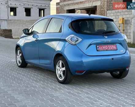 Синий Рено Зое, объемом двигателя 0 л и пробегом 130 тыс. км за 8450 $, фото 11 на Automoto.ua