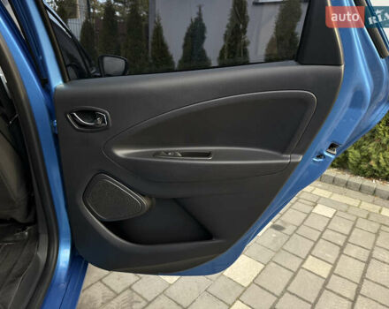 Синий Рено Зое, объемом двигателя 0 л и пробегом 104 тыс. км за 9750 $, фото 39 на Automoto.ua