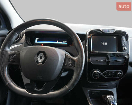 Синий Рено Зое, объемом двигателя 0 л и пробегом 144 тыс. км за 9300 $, фото 7 на Automoto.ua