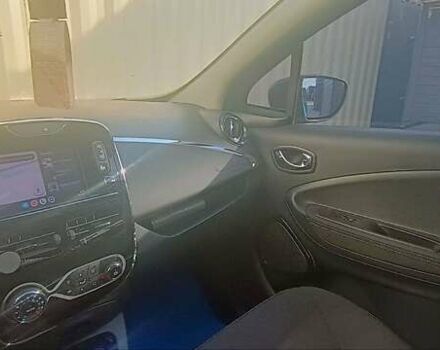 Синий Рено Зое, объемом двигателя 0 л и пробегом 112 тыс. км за 10300 $, фото 9 на Automoto.ua