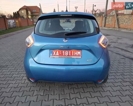 Синий Рено Зое, объемом двигателя 0 л и пробегом 69 тыс. км за 8900 $, фото 5 на Automoto.ua