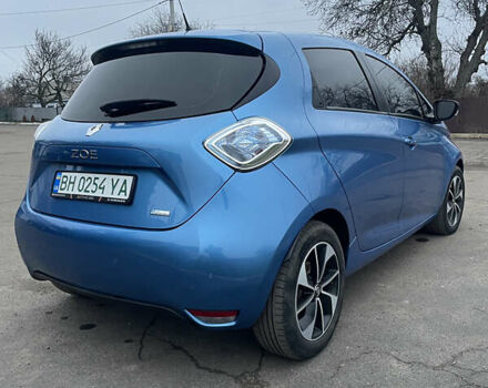 Синий Рено Зое, объемом двигателя 0 л и пробегом 101 тыс. км за 9300 $, фото 7 на Automoto.ua