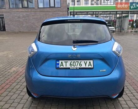 Синий Рено Зое, объемом двигателя 0 л и пробегом 141 тыс. км за 8999 $, фото 6 на Automoto.ua