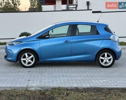 Синий Рено Зое, объемом двигателя 0 л и пробегом 130 тыс. км за 8450 $, фото 12 на Automoto.ua