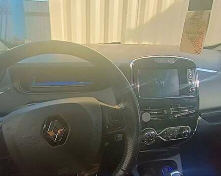 Синий Рено Зое, объемом двигателя 0 л и пробегом 112 тыс. км за 10300 $, фото 6 на Automoto.ua