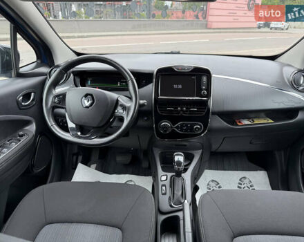 Синій Рено Зое, об'ємом двигуна 0 л та пробігом 99 тис. км за 9500 $, фото 21 на Automoto.ua