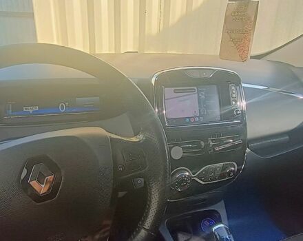 Синій Рено Зое, об'ємом двигуна 0 л та пробігом 118 тис. км за 10099 $, фото 18 на Automoto.ua