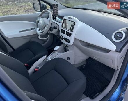 Синий Рено Зое, объемом двигателя 0 л и пробегом 130 тыс. км за 8450 $, фото 7 на Automoto.ua