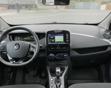 Синий Рено Зое, объемом двигателя 0 л и пробегом 138 тыс. км за 9300 $, фото 5 на Automoto.ua