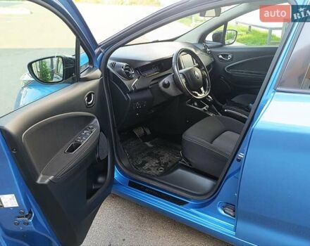 Синій Рено Зое, об'ємом двигуна 0 л та пробігом 71 тис. км за 10200 $, фото 17 на Automoto.ua