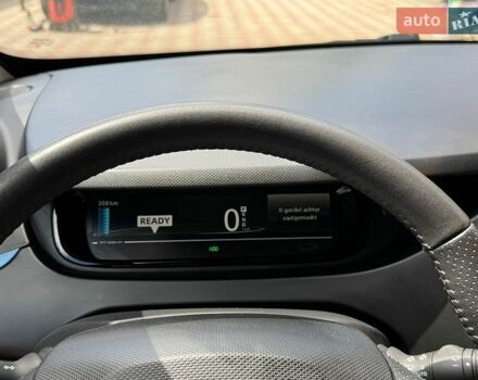 Синий Рено Зое, объемом двигателя 0 л и пробегом 170 тыс. км за 9799 $, фото 45 на Automoto.ua