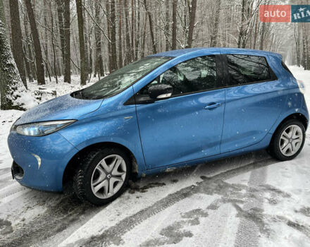 Синий Рено Зое, объемом двигателя 0 л и пробегом 102 тыс. км за 10500 $, фото 9 на Automoto.ua