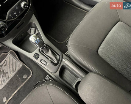 Синій Рено Зое, об'ємом двигуна 0 л та пробігом 56 тис. км за 9950 $, фото 19 на Automoto.ua