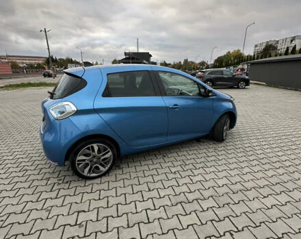 Синий Рено Зое, объемом двигателя 0 л и пробегом 84 тыс. км за 11000 $, фото 3 на Automoto.ua