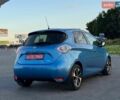 Синий Рено Зое, объемом двигателя 0 л и пробегом 120 тыс. км за 9900 $, фото 1 на Automoto.ua