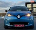 Синий Рено Зое, объемом двигателя 0 л и пробегом 120 тыс. км за 9900 $, фото 18 на Automoto.ua