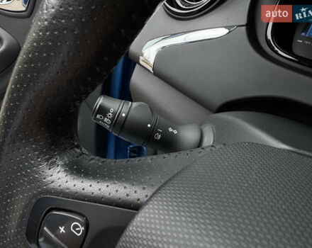 Синій Рено Зое, об'ємом двигуна 0 л та пробігом 56 тис. км за 9950 $, фото 14 на Automoto.ua