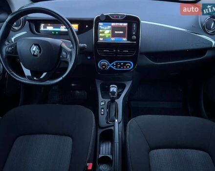 Синий Рено Зое, объемом двигателя 0 л и пробегом 54 тыс. км за 9999 $, фото 12 на Automoto.ua