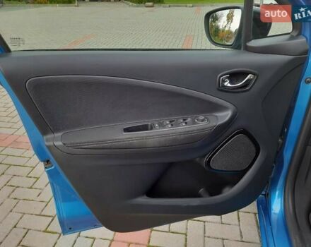 Синий Рено Зое, объемом двигателя 0 л и пробегом 61 тыс. км за 9799 $, фото 22 на Automoto.ua