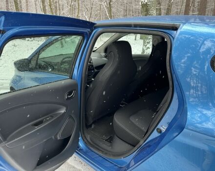 Синий Рено Зое, объемом двигателя 0 л и пробегом 102 тыс. км за 10500 $, фото 14 на Automoto.ua