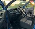 Синий Рено Зое, объемом двигателя 0 л и пробегом 120 тыс. км за 9900 $, фото 58 на Automoto.ua