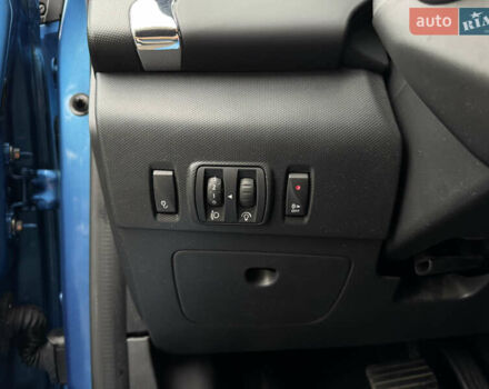 Синій Рено Зое, об'ємом двигуна 0 л та пробігом 56 тис. км за 9950 $, фото 16 на Automoto.ua