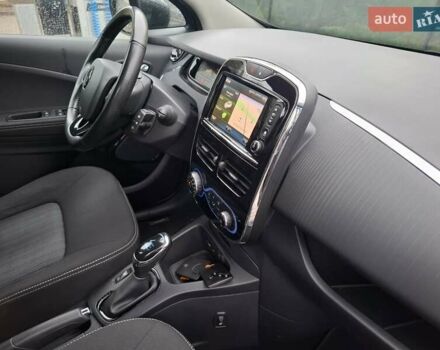Синій Рено Зое, об'ємом двигуна 0 л та пробігом 205 тис. км за 7900 $, фото 24 на Automoto.ua