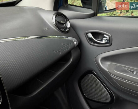 Синій Рено Зое, об'ємом двигуна 0 л та пробігом 56 тис. км за 9950 $, фото 20 на Automoto.ua