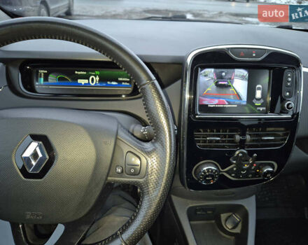 Синий Рено Зое, объемом двигателя 0 л и пробегом 136 тыс. км за 8700 $, фото 13 на Automoto.ua