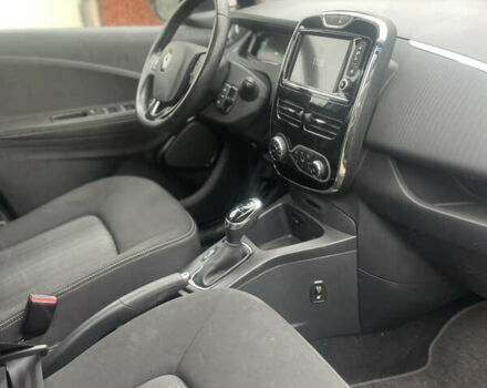 Рено Зое 2019 в Ковель на Automoto.ua Синий Рено Зое, объемом двигателя 0 л и пробегом 67 тыс. км за 8900 $, фото 10 на Automoto.ua