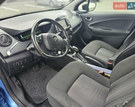 Синий Рено Зое, объемом двигателя 0 л и пробегом 206 тыс. км за 9400 $, фото 37 на Automoto.ua