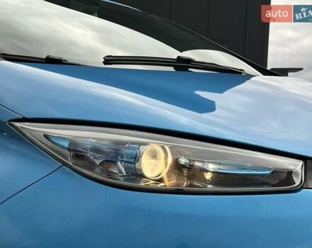 Синий Рено Зое, объемом двигателя 0 л и пробегом 55 тыс. км за 11490 $, фото 12 на Automoto.ua