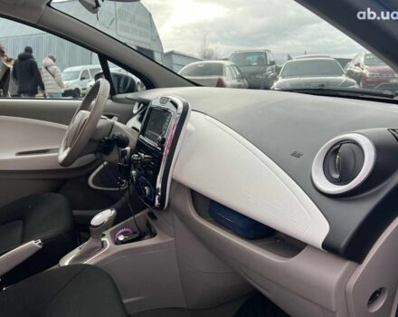 Синий Рено Зое, объемом двигателя 0 л и пробегом 55 тыс. км за 11490 $, фото 37 на Automoto.ua