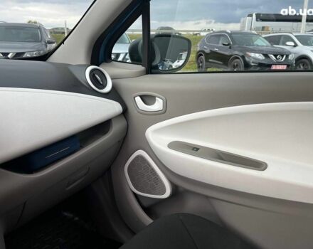 Синий Рено Зое, объемом двигателя 0 л и пробегом 55 тыс. км за 11490 $, фото 30 на Automoto.ua