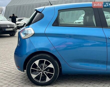 Синий Рено Зое, объемом двигателя 0 л и пробегом 55 тыс. км за 11490 $, фото 9 на Automoto.ua