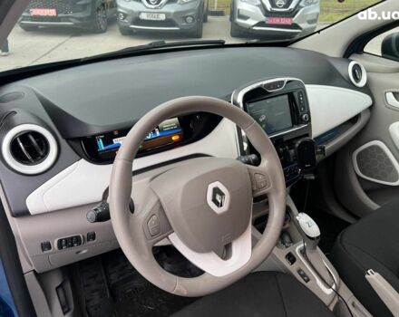 Синий Рено Зое, объемом двигателя 0 л и пробегом 55 тыс. км за 11490 $, фото 16 на Automoto.ua