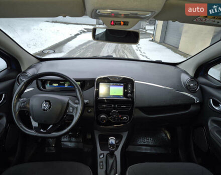 Синий Рено Зое, объемом двигателя 0 л и пробегом 136 тыс. км за 8700 $, фото 11 на Automoto.ua