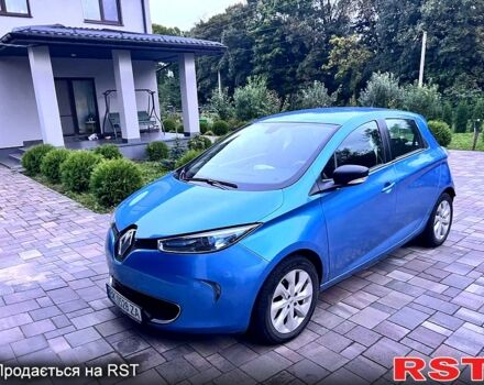 Синий Рено Зое, объемом двигателя 0 л и пробегом 76 тыс. км за 9300 $, фото 3 на Automoto.ua