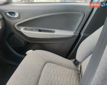Синий Рено Зое, объемом двигателя 0 л и пробегом 30 тыс. км за 12100 $, фото 7 на Automoto.ua