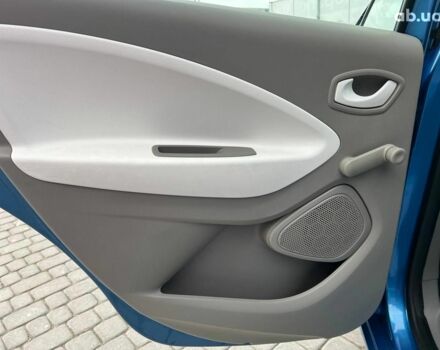 Синий Рено Зое, объемом двигателя 0 л и пробегом 55 тыс. км за 11490 $, фото 33 на Automoto.ua
