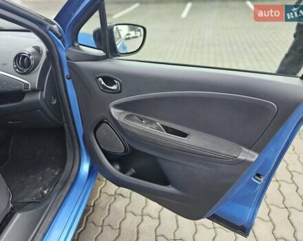 Синий Рено Зое, объемом двигателя 0 л и пробегом 206 тыс. км за 9400 $, фото 32 на Automoto.ua