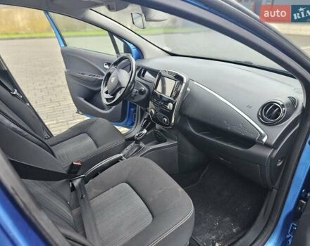 Синий Рено Зое, объемом двигателя 0 л и пробегом 206 тыс. км за 9400 $, фото 31 на Automoto.ua