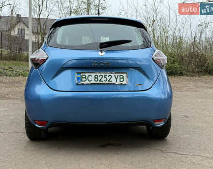 Синий Рено Зое, объемом двигателя 0 л и пробегом 120 тыс. км за 11500 $, фото 5 на Automoto.ua