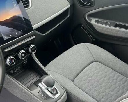 Синій Рено Зое, об'ємом двигуна 0 л та пробігом 57 тис. км за 12300 $, фото 17 на Automoto.ua